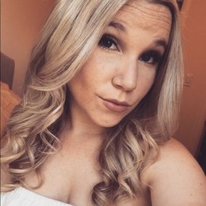 Meet your Posher, Tiffany